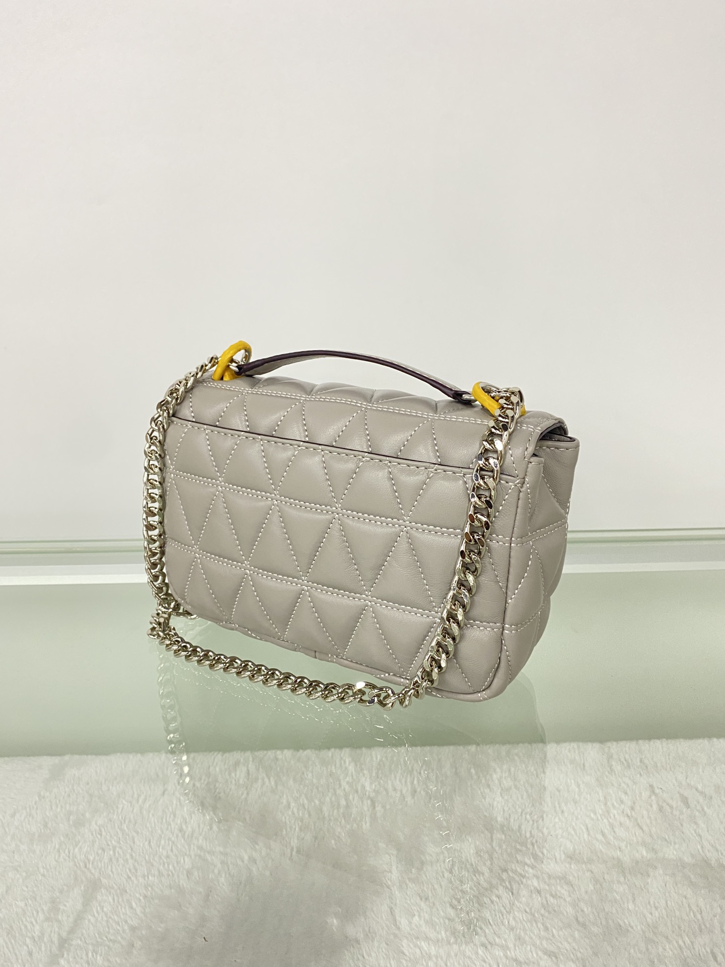 Michael Kors mk菱格羊皮小号灰色链条包 小号新款链条包 Sloan 系列新品 柔软细腻的羊皮
