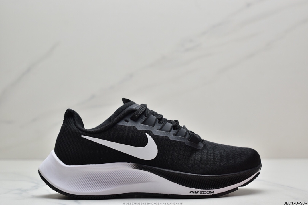 150 耐克Nike Air Zoom Pegasus 37 FC登月跑鞋登月37代 透气缓震疾速跑鞋BQ9646-102
