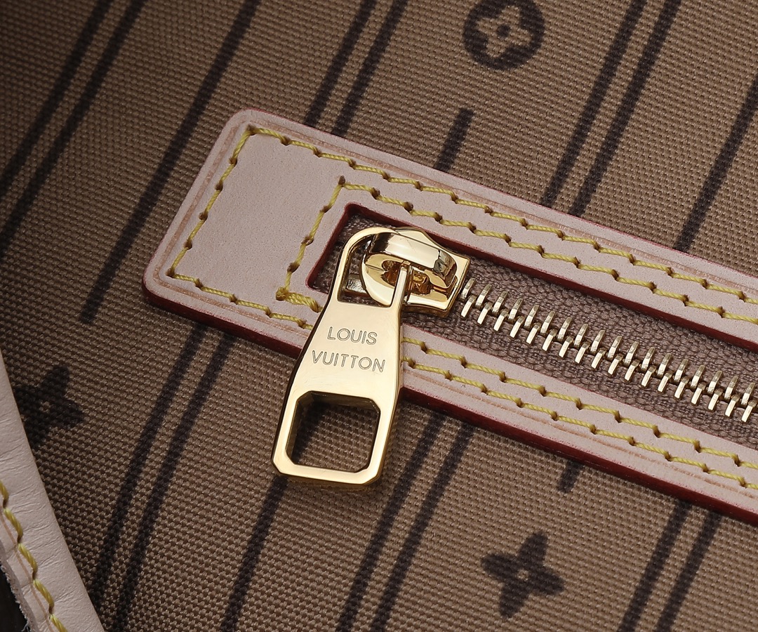 Louis Vuitton 全钢五金‼ GRACEFUL 购物包配肩带