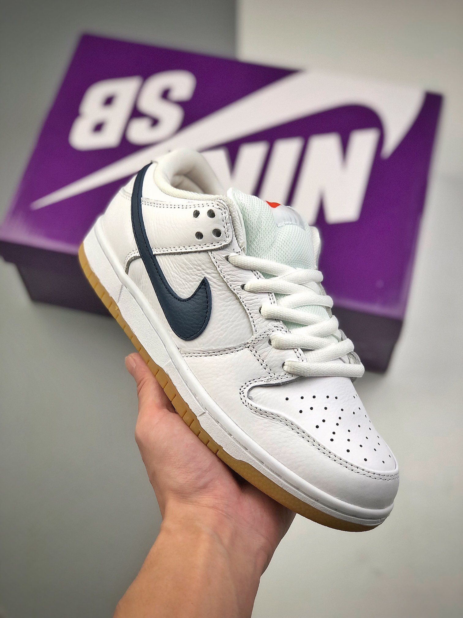 Nike SB Dunk Low serie Dunk zapatillas de skate casuales de caña baja retro. Con la amortiguación ZoomAir de tacto suav…