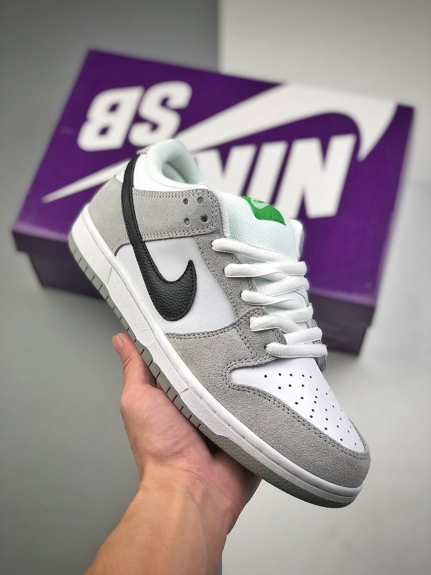 Nike SB Dunk Low serie Dunk zapatillas de skate casuales de caña baja retro. Con la amortiguación ZoomAir de tacto suav…