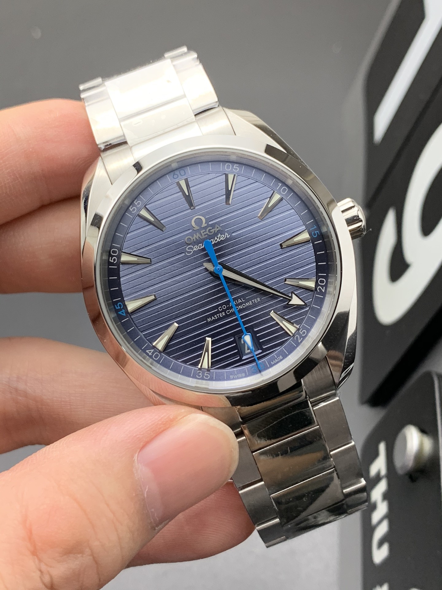 Omega 柚木蓝