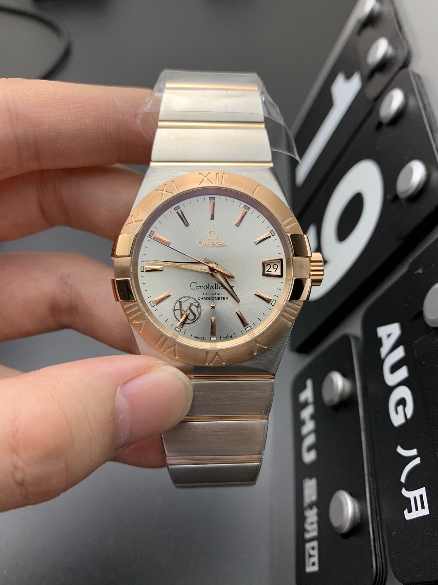 Omega 玫瑰金星座