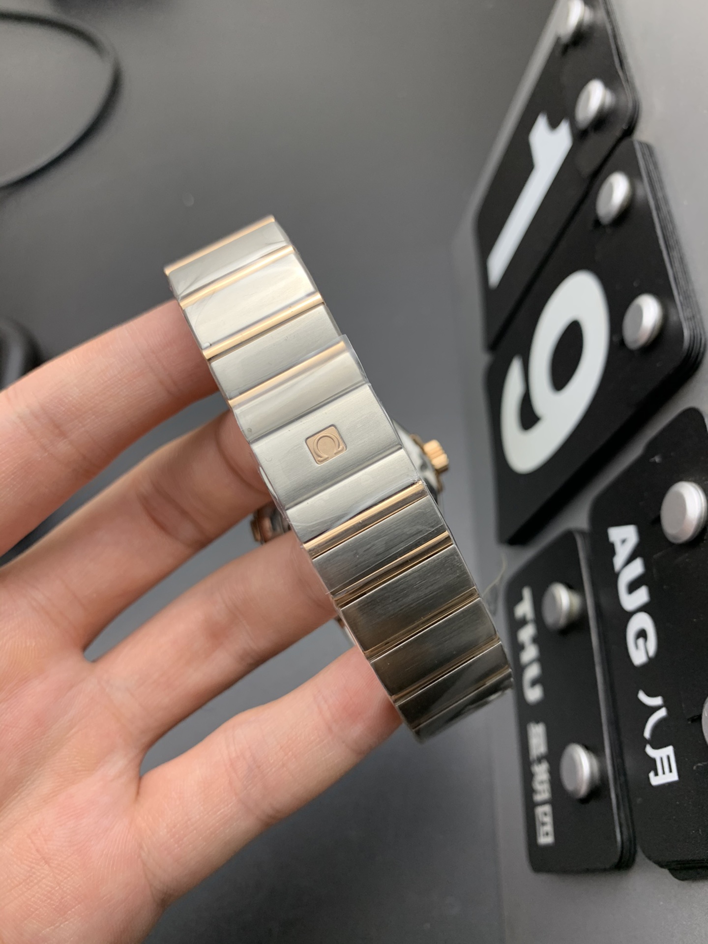 Omega 玫瑰金星座