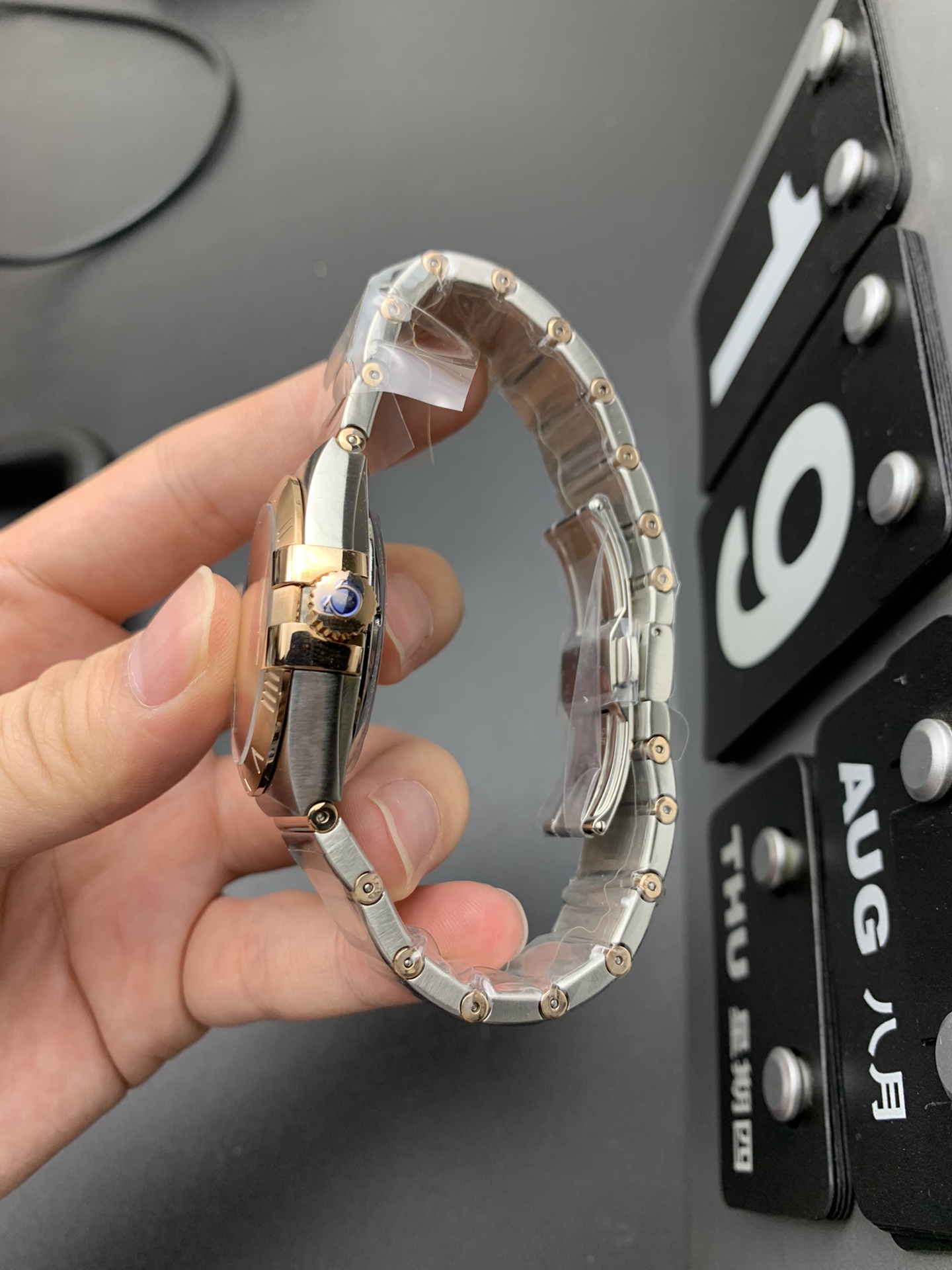 Omega 玫瑰金星座