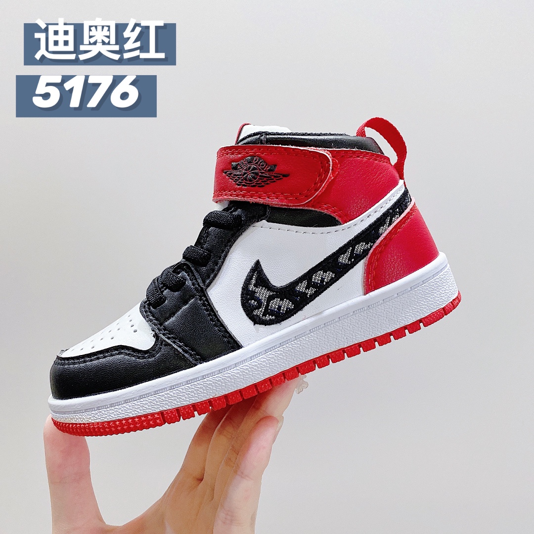 图片[3]-AIR JORDAN 1 魔术贴单扣童鞋 尺码：22-37.5，火爆吹爆这双AJ💥💥💥一直以来乔1都是最热的款！销量永远都是稳居第一👏🏻👏🏻👏🏻各大互联网平台都有它的身影真的是无限好评➕回购的款👍🏻👍🏻👍🏻-选品中心