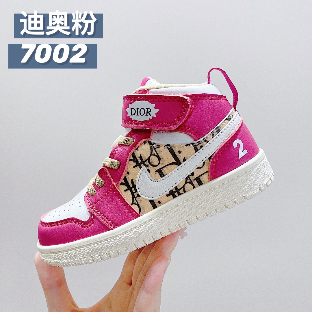图片[9]-AIR JORDAN 1 魔术贴单扣童鞋 尺码：22-37.5，火爆吹爆这双AJ💥💥💥一直以来乔1都是最热的款！销量永远都是稳居第一👏🏻👏🏻👏🏻各大互联网平台都有它的身影真的是无限好评➕回购的款👍🏻👍🏻👍🏻-选品中心