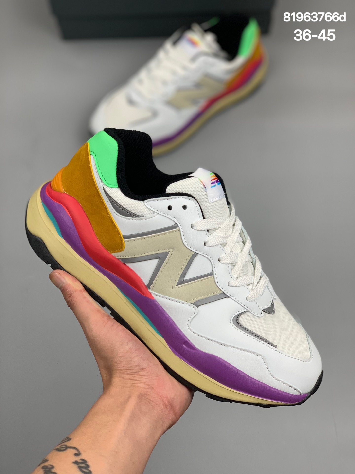 
原盒真标 新版本 张子枫代言配色,NB新百伦New Balance M5740系列复古老爹风休闲运动慢跑鞋 W5740LB 原楦原纸版开发版型#采用牛巴磨砂革料拼接透气网织布鞋面材质#中底高弹EVA发泡材质#外置橡胶大齿防滑橡胶外底尽显90年代复古风格 
尺码:36-45
编码：81963766d