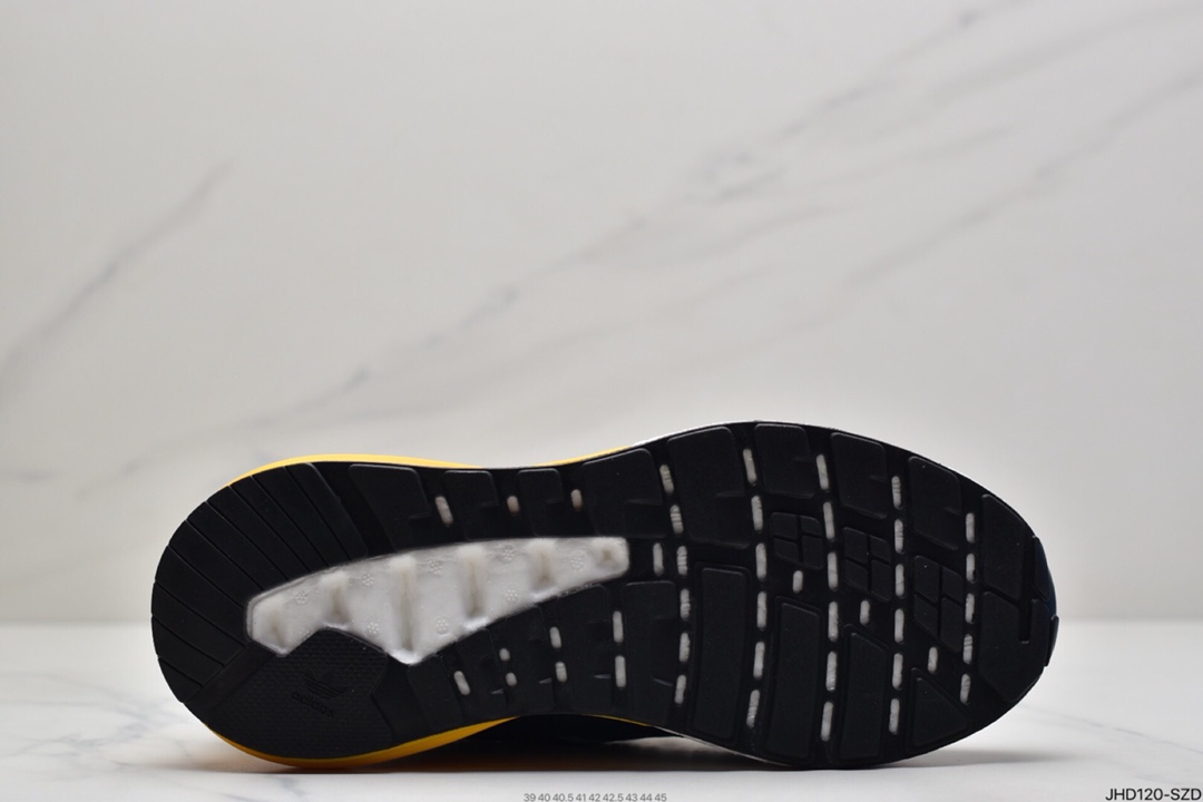 190 阿迪达斯AD Originals ZX 2K Boost 2.0采用科技风设计GZ9087