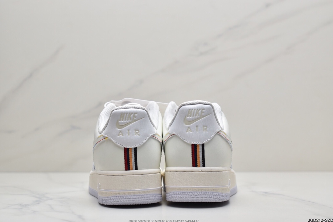 180 耐克Nike Air Force 1 Low  空军一号低帮百搭休闲运动板鞋DC9556-300