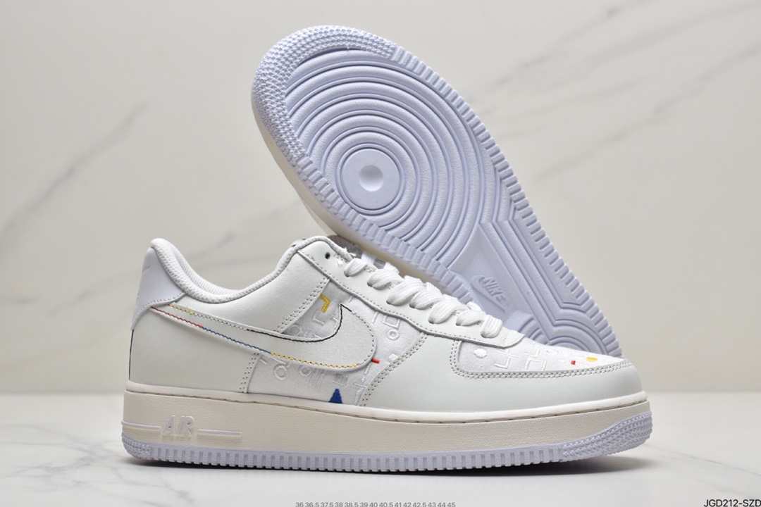 180 耐克Nike Air Force 1 Low  空军一号低帮百搭休闲运动板鞋DC9556-300