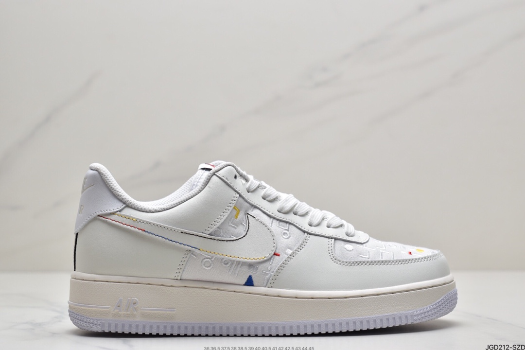 180 耐克Nike Air Force 1 Low  空军一号低帮百搭休闲运动板鞋DC9556-300