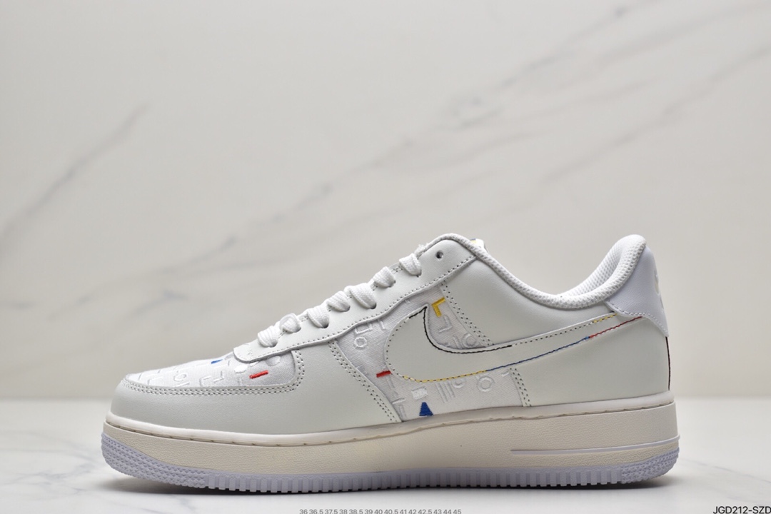 180 耐克Nike Air Force 1 Low  空军一号低帮百搭休闲运动板鞋DC9556-300