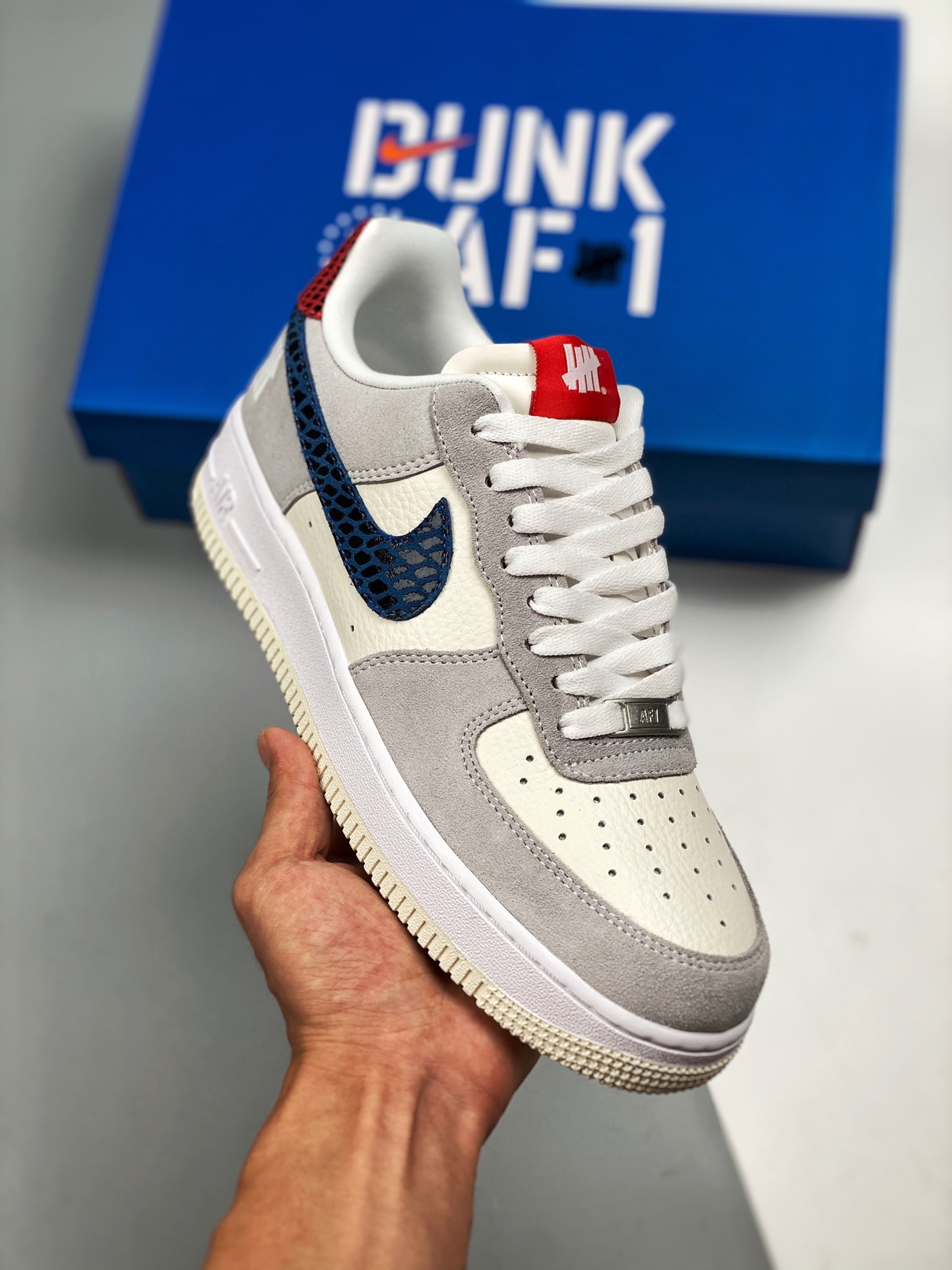 NK Air Force 1 Low gris azul rojo piel de serpiente horma original cartón original estilo puro de la Fuerza Aérea enfoc…