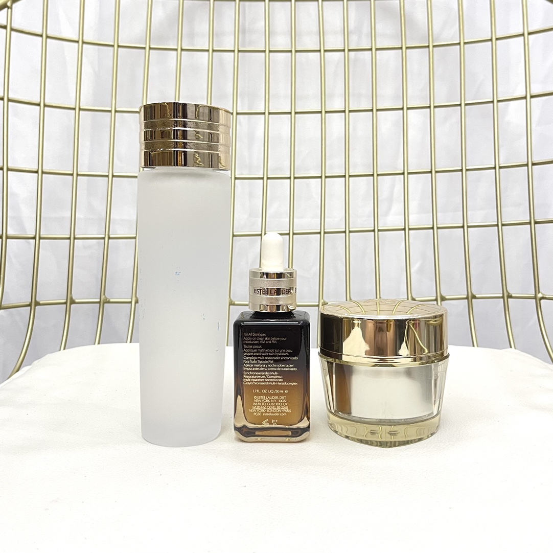 Estee Lauder Advanced Night Repair Essentials Skincare Set, Travel Exclusive 7 i1629431378 6572 5