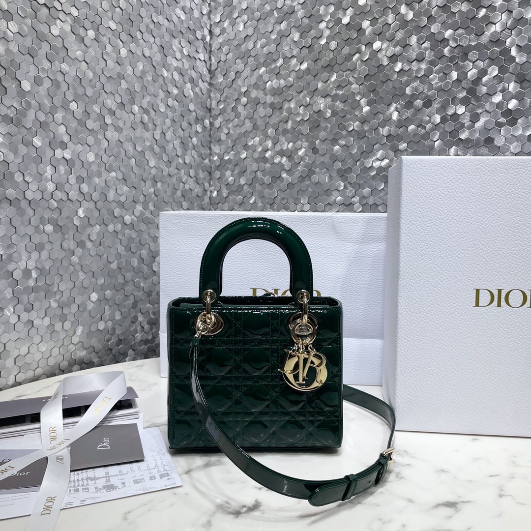 Replica How Can You
 Dior Bags Handbags Gold Sewing Cowhide Lady