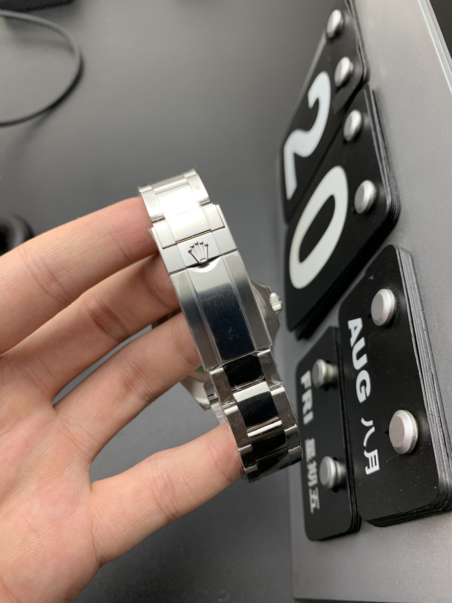 Rolex 灰游艇