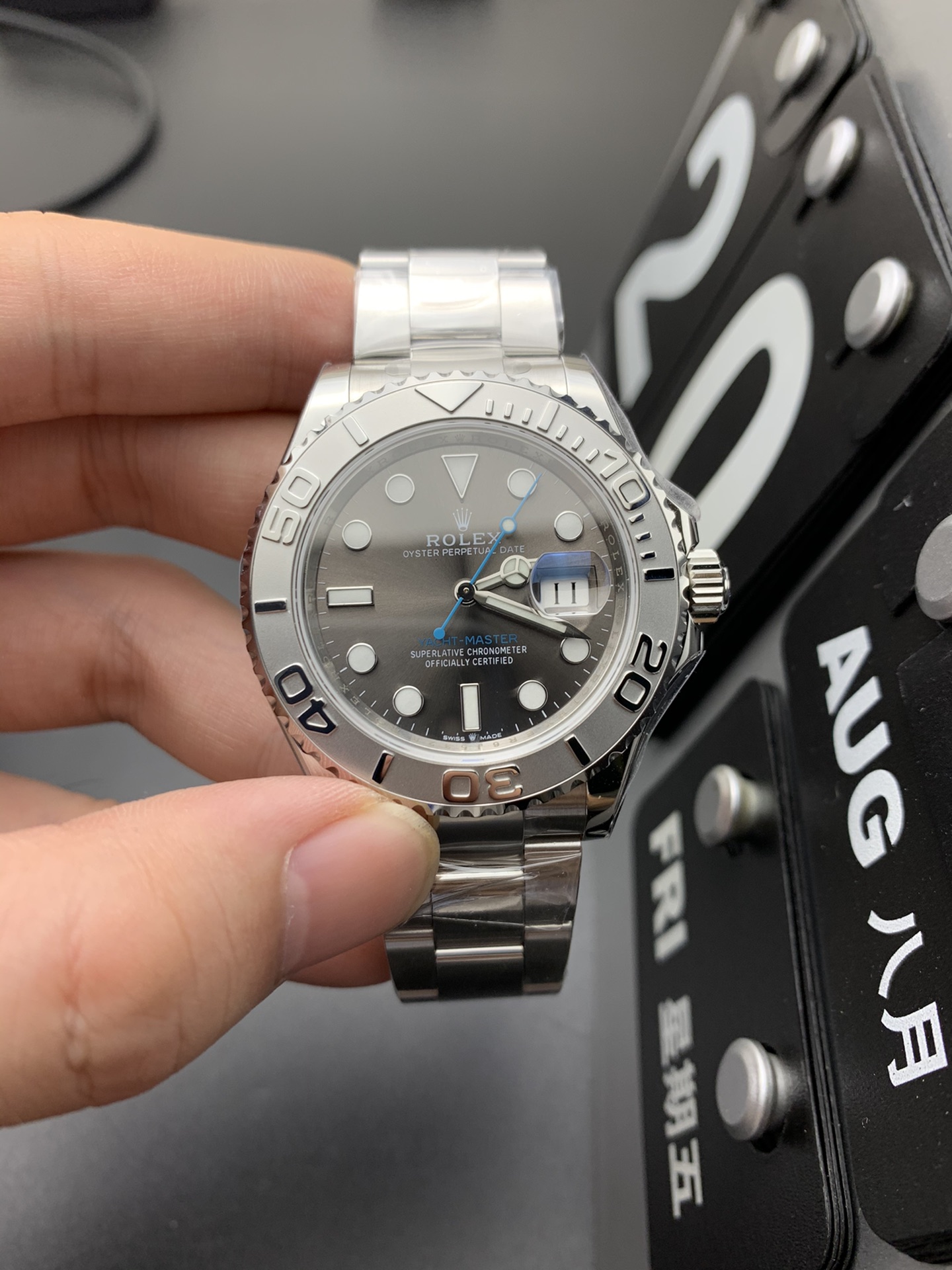 Rolex 灰游艇