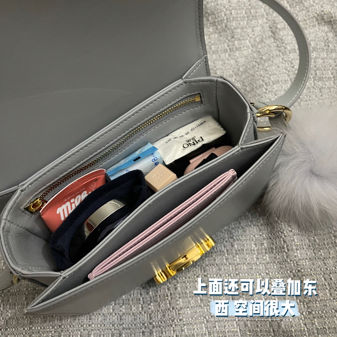 CELINE TEEN TRIOMPHE 18.5CM BAG 188423卵石灰色