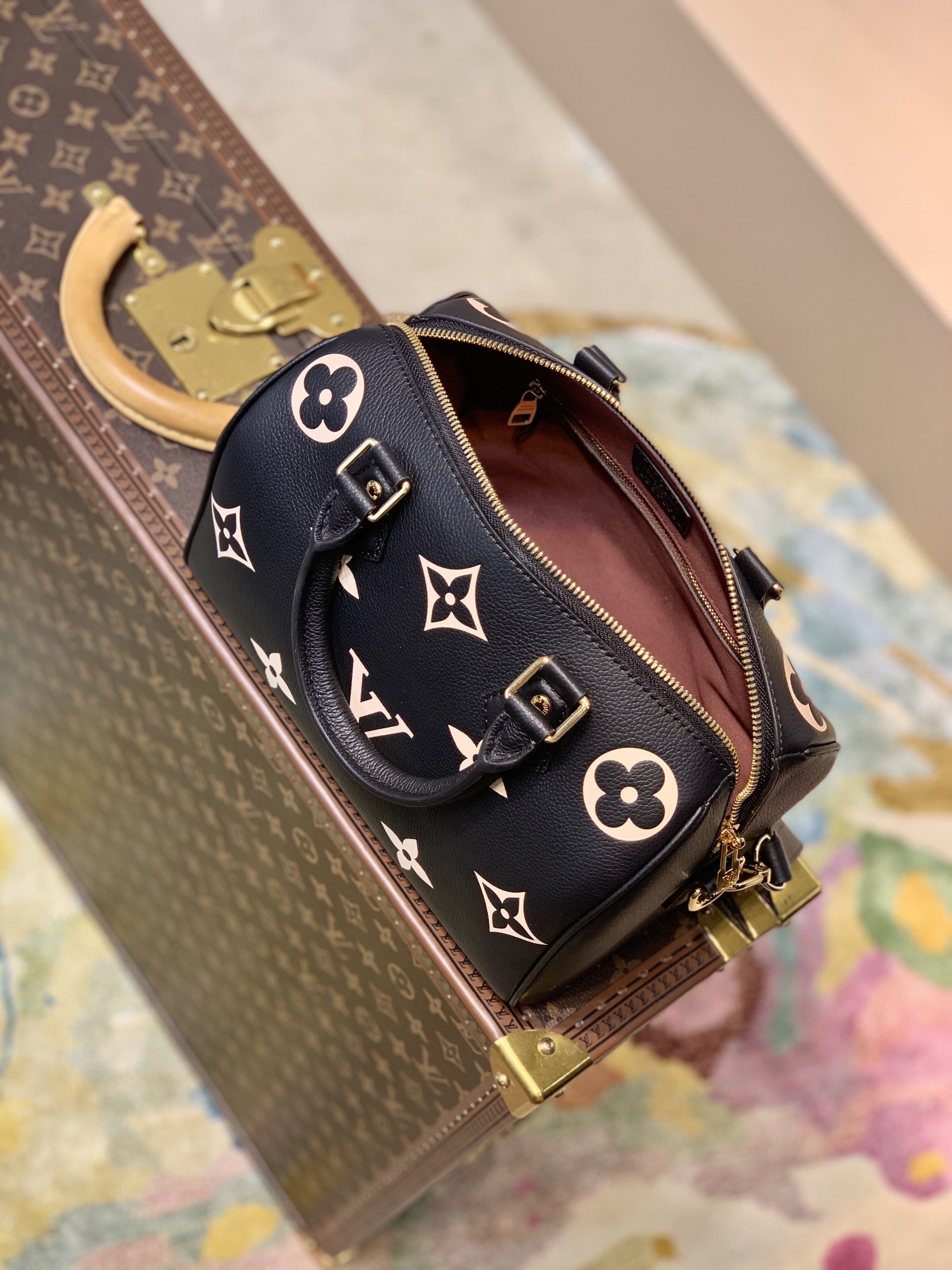 Louis Vuitton LV Speedy Bandoulière 25 handbag M58947黑色