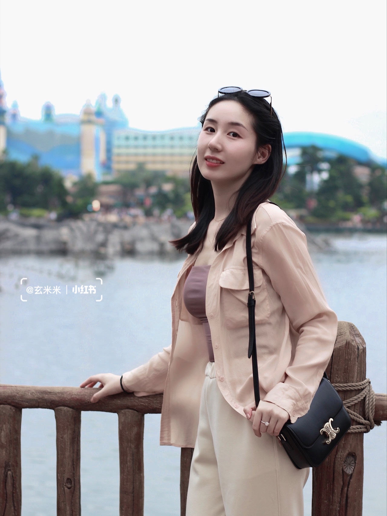 CELINE TEEN TRIOMPHE 18.5CM BAG 188423黑色
