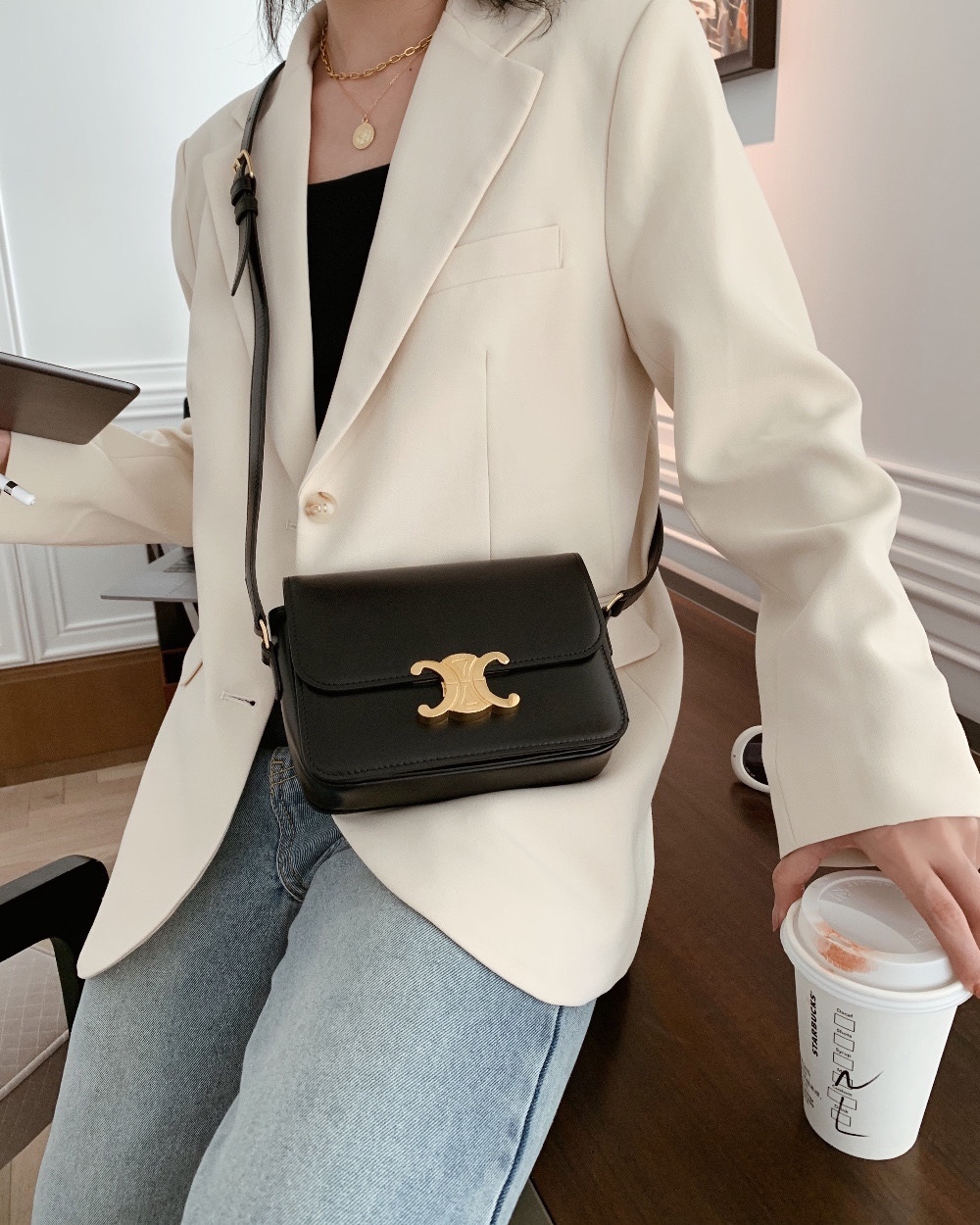 CELINE TEEN TRIOMPHE 18.5CM BAG 188423黑色