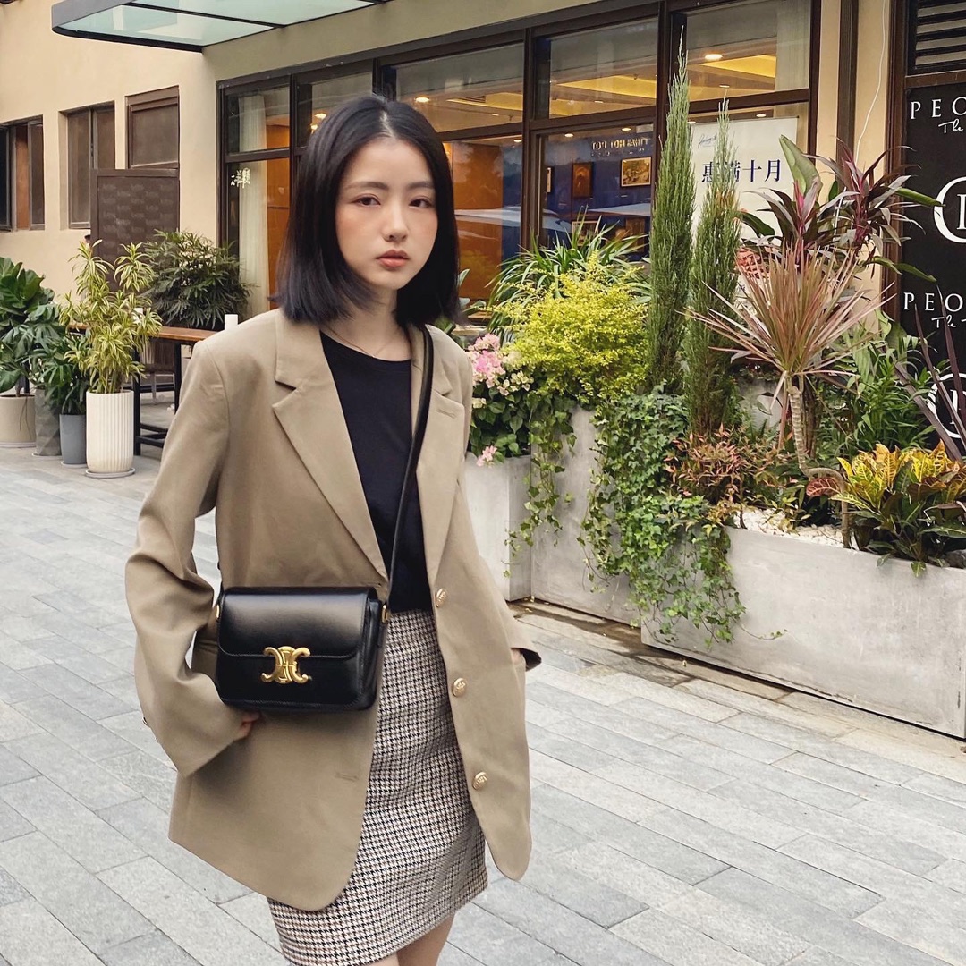CELINE TEEN TRIOMPHE 18.5CM BAG 188423黑色