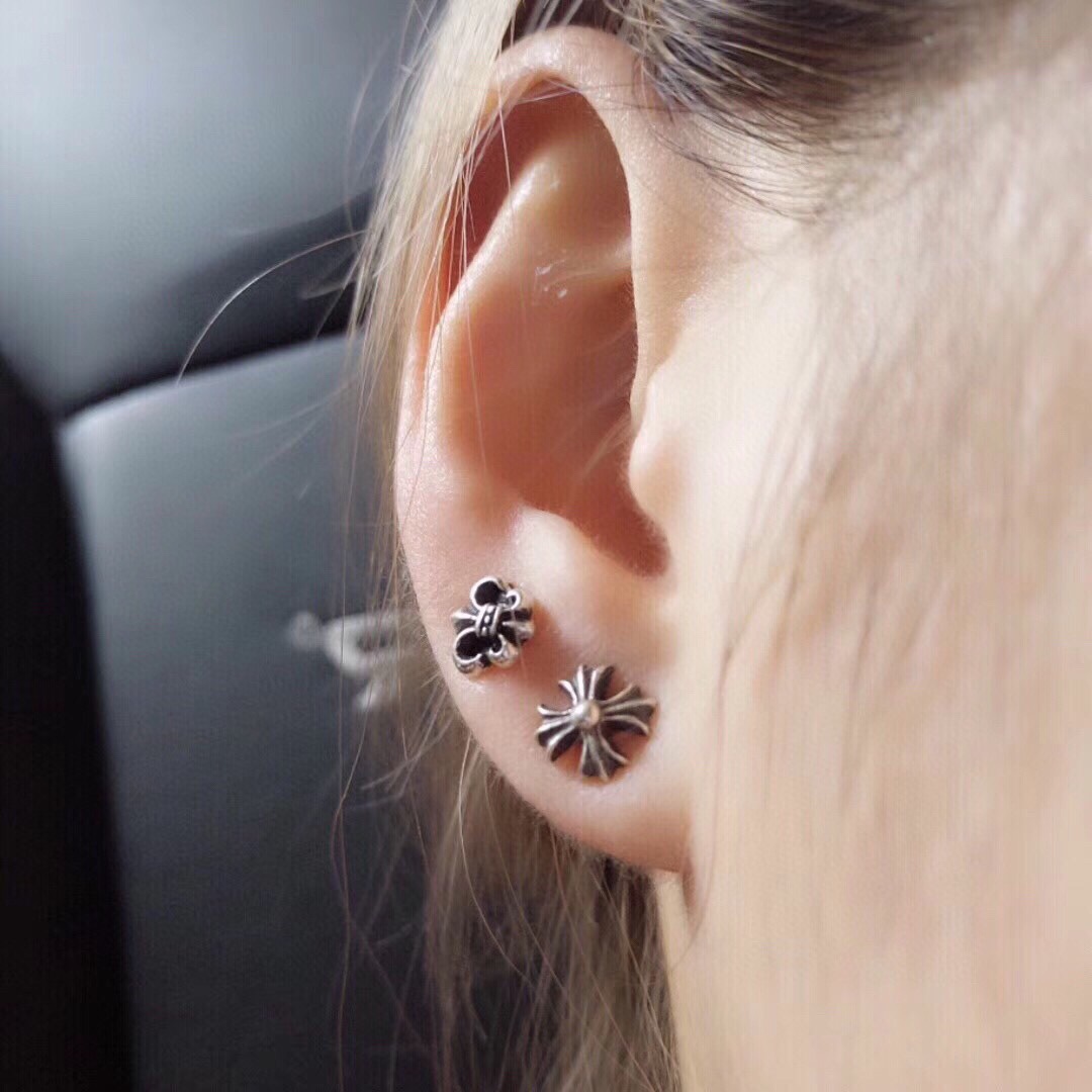 크롬하츠 귀걸이 124485 Chrome Hearts Earrings 썸네일 이미지