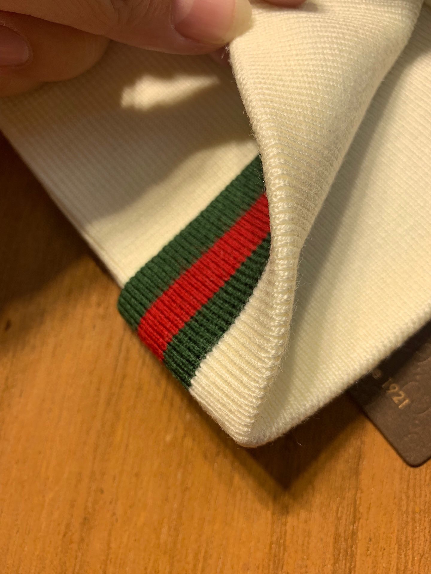 。G家。【羊毛单帽】专柜专柜专柜直接下的订单.电子版合确认信息拍你们.客供小羊毛！珍贵典藏的灵魂帽子！客