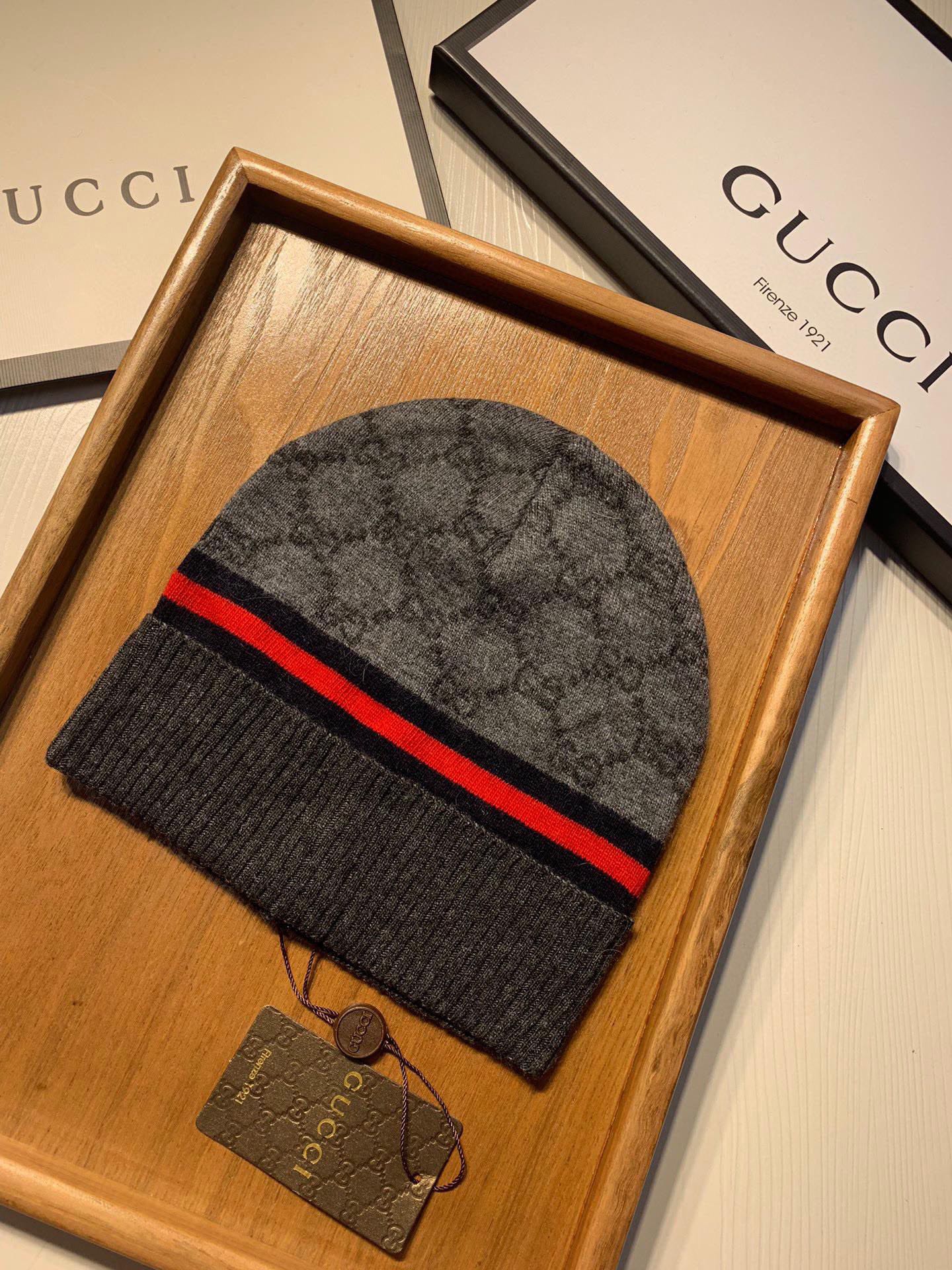 。G家。【羊毛单帽】专柜专柜专柜直接下的订单.电子版合确认信息拍你们.客供小羊毛！珍贵典藏的灵魂帽子！客