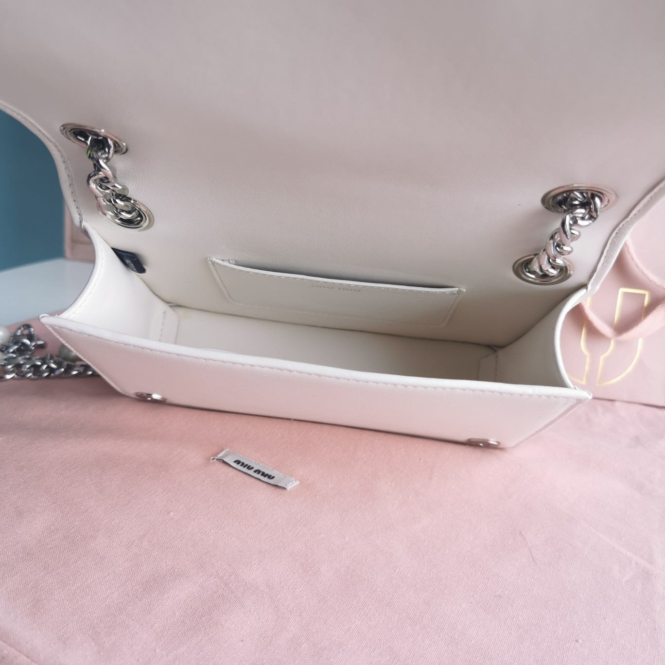 MIUMIU缪缪Matelasse皱褶纹图案顶级进口小羊皮手袋5BP065