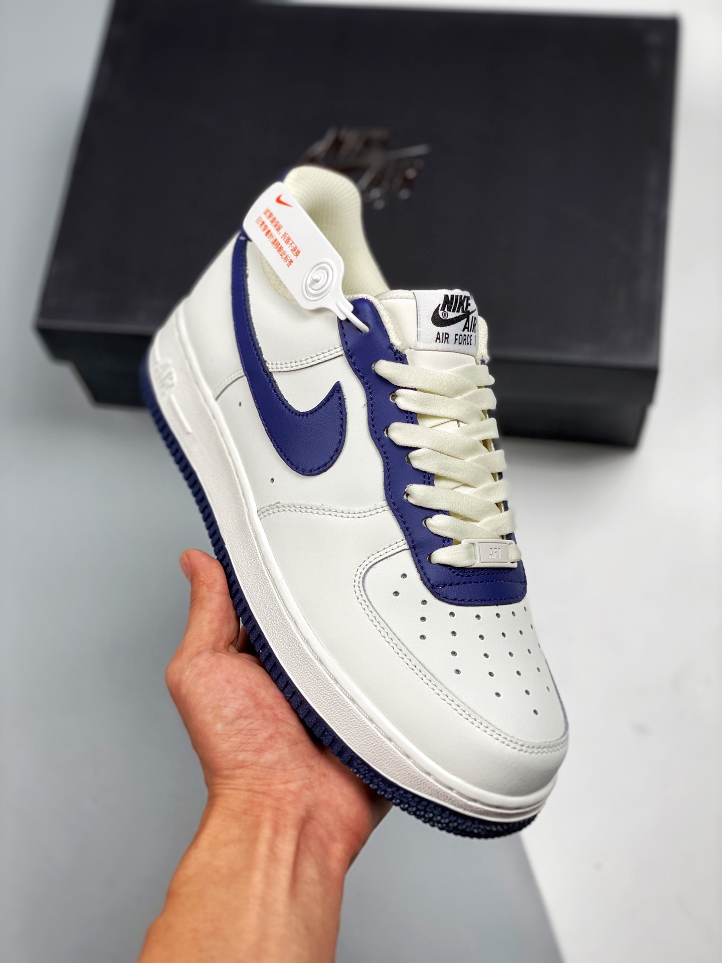 NK Air Force 1 Low 07 "combinación de Milán", horma y plantilla originales, auténtica forma de Air Force, enfocado en e…