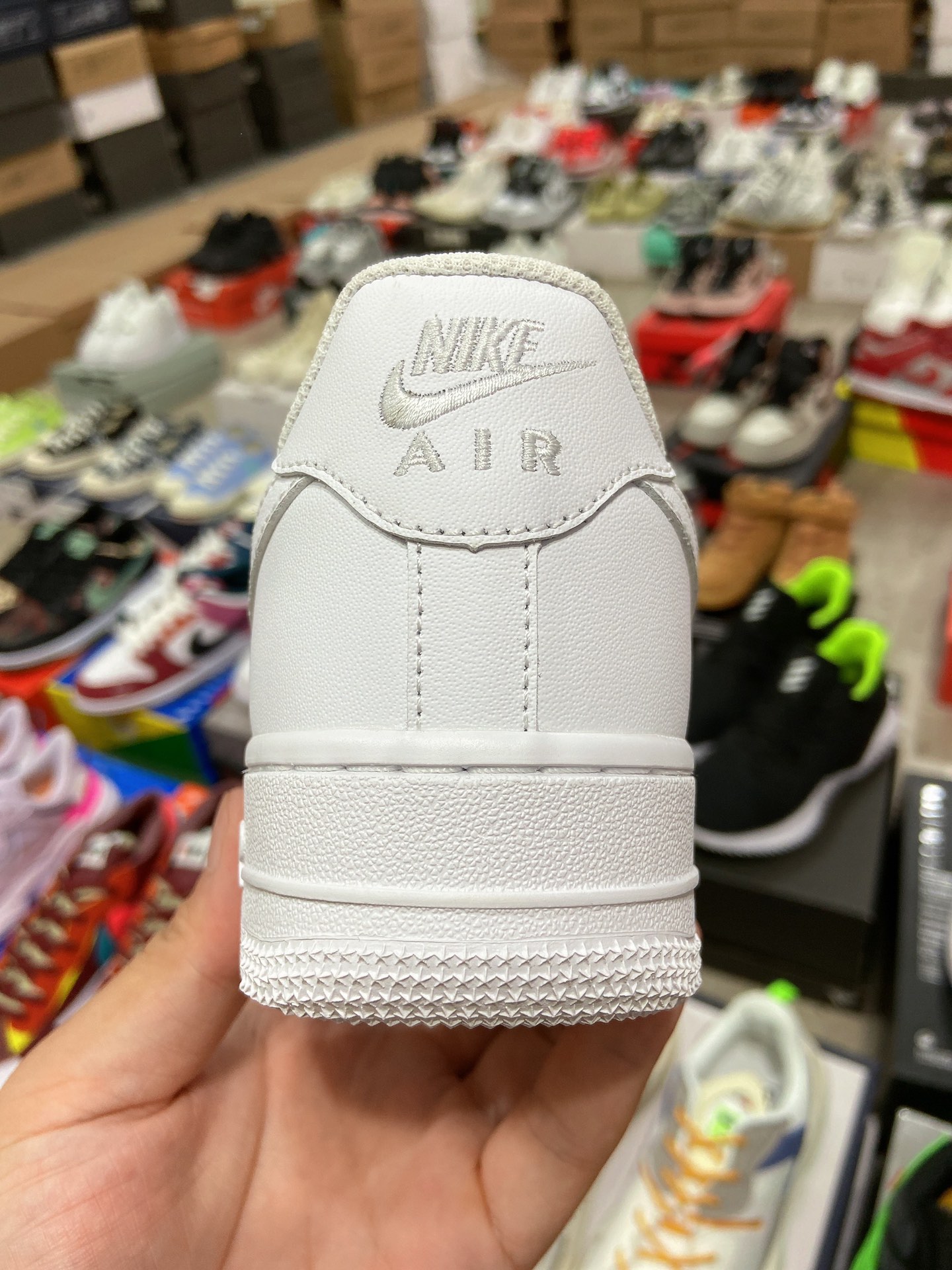 180 头层|经典纯白低帮 耐克Nike Air Force 1 Low ’07 All white 空军全315122-112-莆田鞋,莆田鞋货源,高仿鞋,高仿鞋货源,安福档口,莆田高仿鞋,莆田鞋批发,高仿鞋批发,莆田高仿运动鞋,高仿运动鞋,莆田运动鞋 180 头层|经典纯白低帮 耐克Nike Air Force 1 Low ’07 All white 空军全315122-112