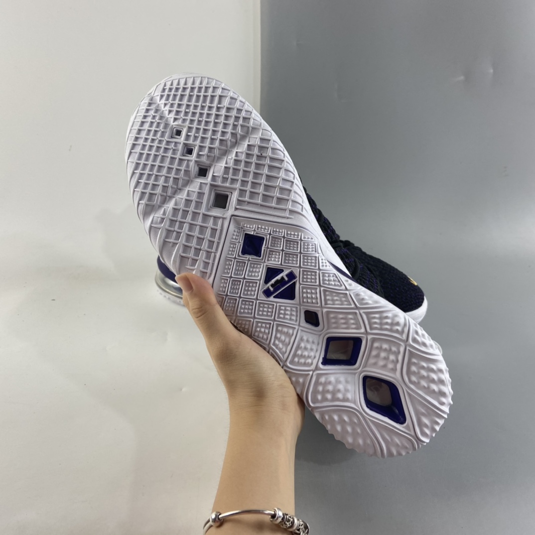 P320  灭世版 NIKE LeBron XVIII EP 詹姆斯18代签名鞋签名鞋CQ9284-004