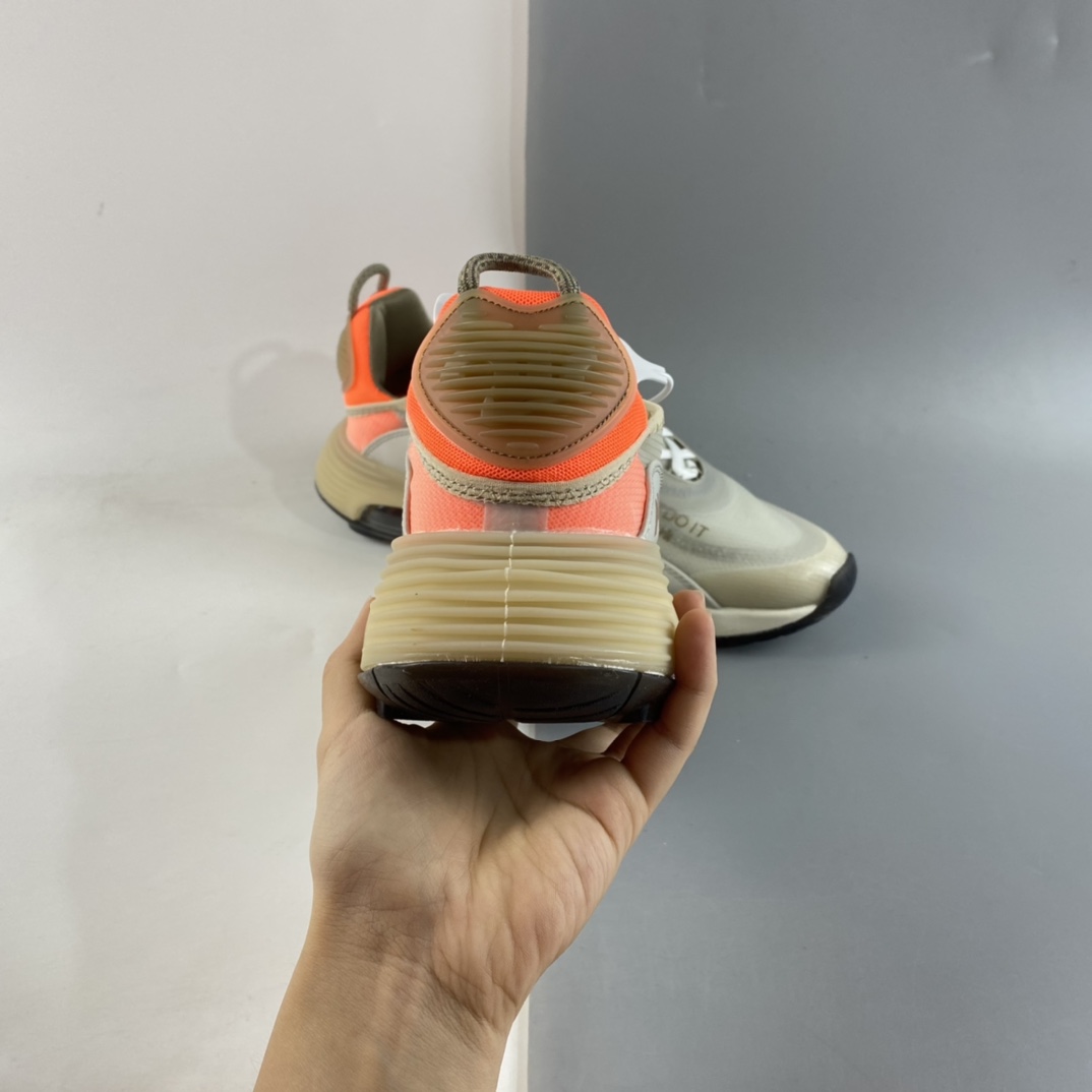 P200  NIKE Air Max 2090 未来科太幻空气垫 时尚透气休闲运慢动跑鞋 DN4233-021