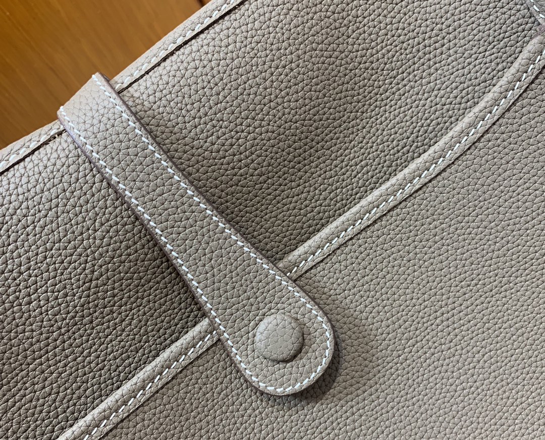 Hermes Evelyne 29 Crossbody Bag Adjustable Strap, Designer Handbag 9 i1629537407 4023 8
