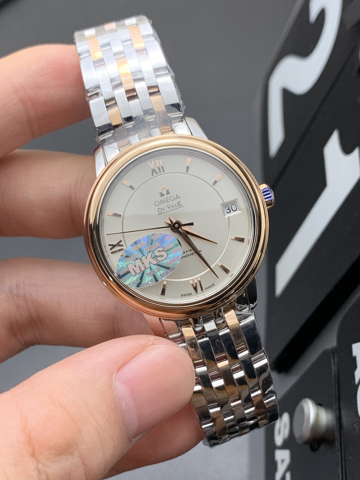 Omega MKS 女蝶飞