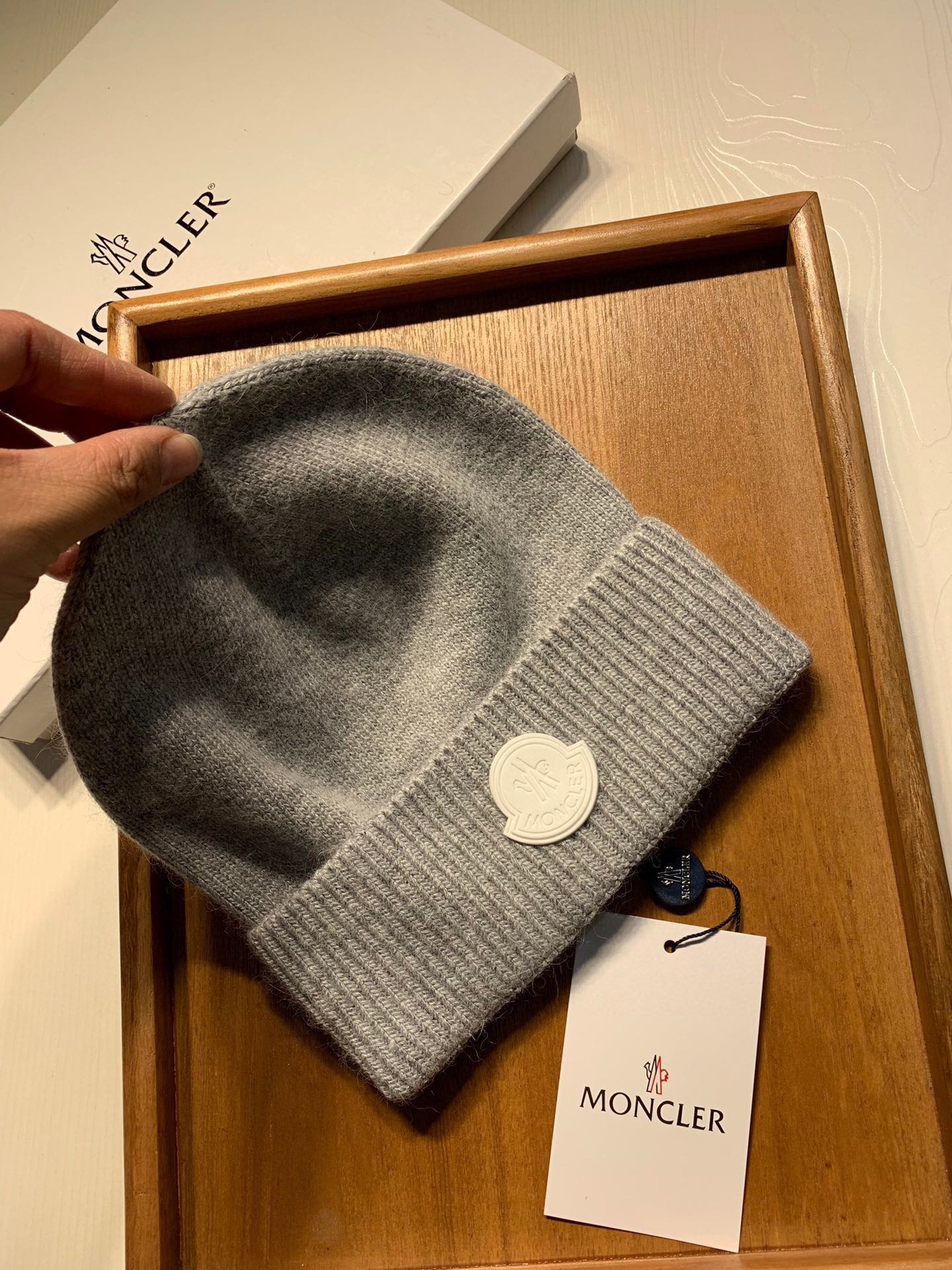 🌹。蒙口。【羊毛单帽】客供小羊毛！珍贵典藏的灵魂帽子！客供色纱.每个颜色都非常好看！经典！手感软腻.70