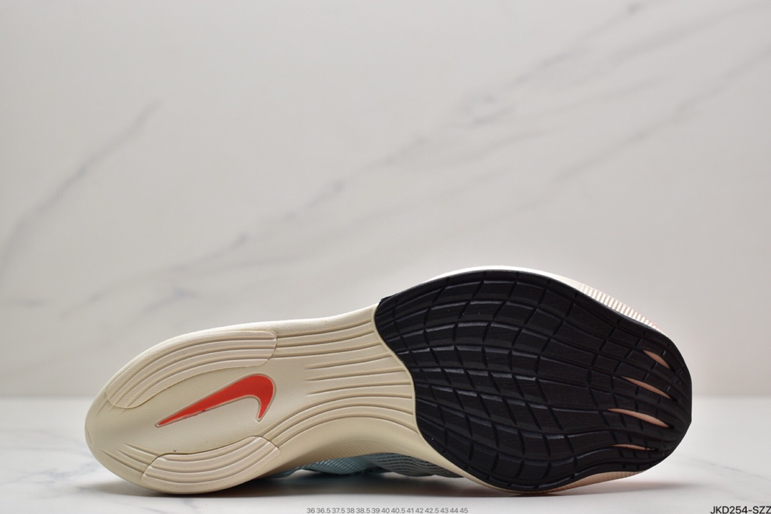 160 耐克Nike ZoomX Vaporfly Next% 马拉松跑步鞋DM9056-100