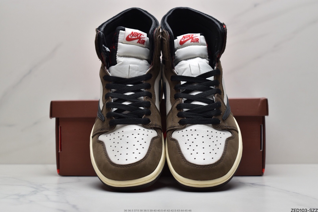 260 乔丹Air Jordan 1 Retro Hyper Royal 水洗蓝 555088-402