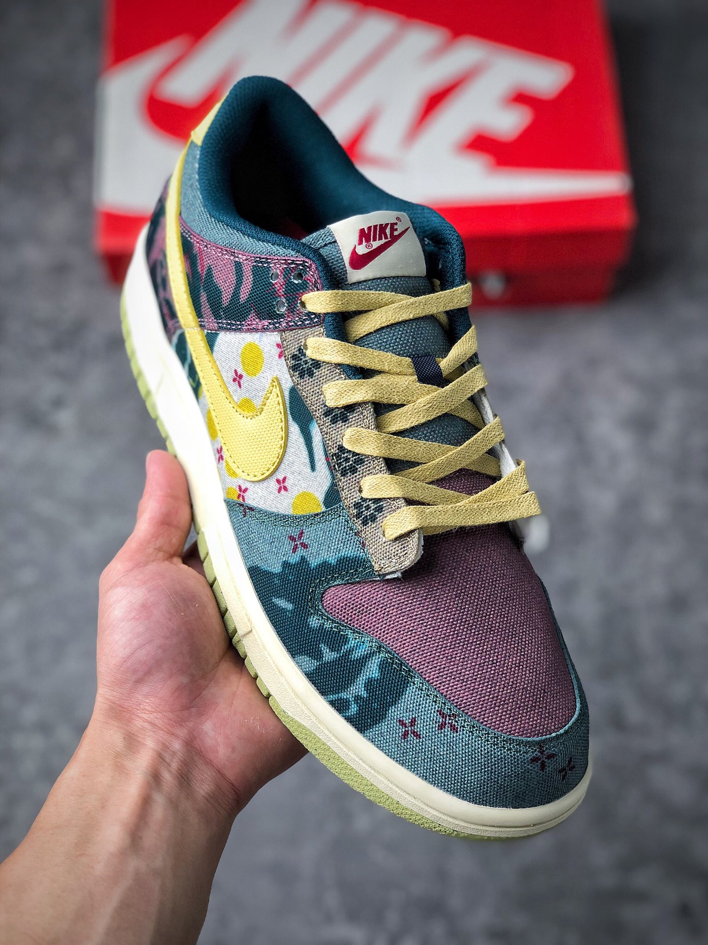 福利特价
 支持放店
纯原福利 NIKE DUNK SB LOW PRO SB 水洗 扣篮系列低帮休闲运动滑板鞋 
货号：CZ9747-900
尺码：36 36.5 37.5 38 38.5 39 40 40.5 41 42 42.5 43 44 44.5 45 46 47