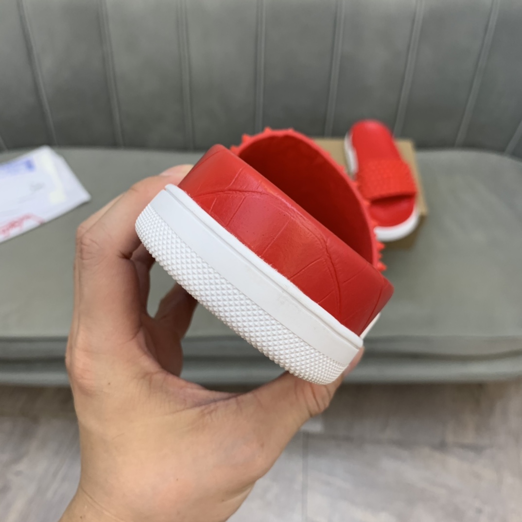 Precio de venta: P150 Marca comercial: CL Red Bottom Shoes* "CL*" zapatillas Talla: 38-44 (se puede 