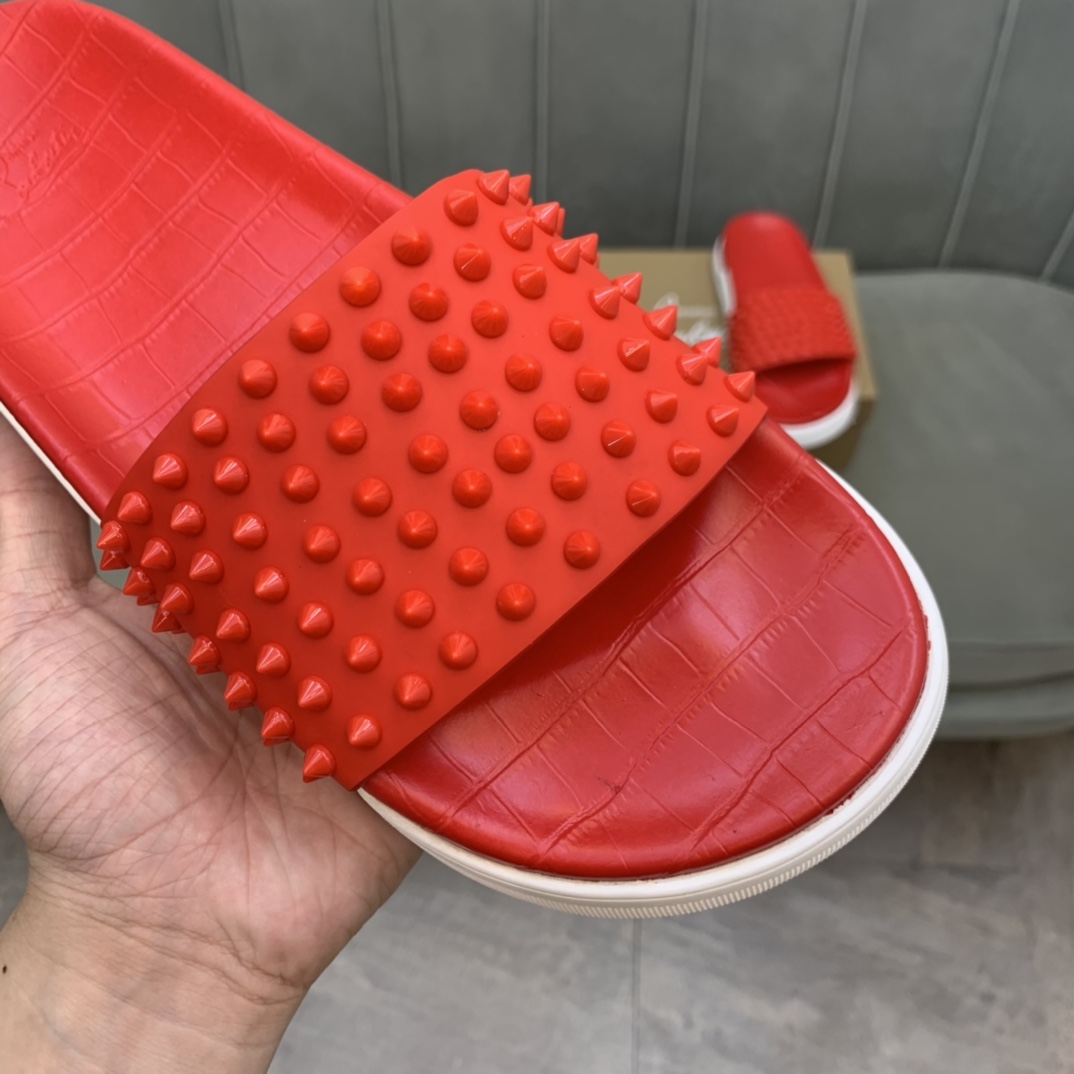 Precio de venta: P150 Marca comercial: CL Red Bottom Shoes* "CL*" zapatillas Talla: 38-44 (se puede 