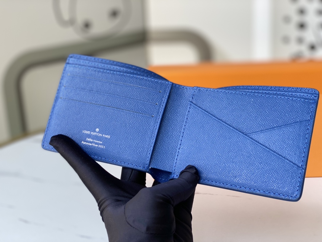 Close-up of the card slots in a bifold wallet