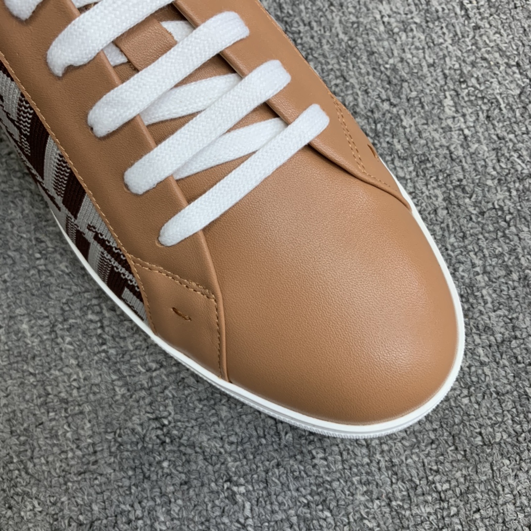 Fendi Style Leather Men's Shoes style reference detail image 8 from source 781789