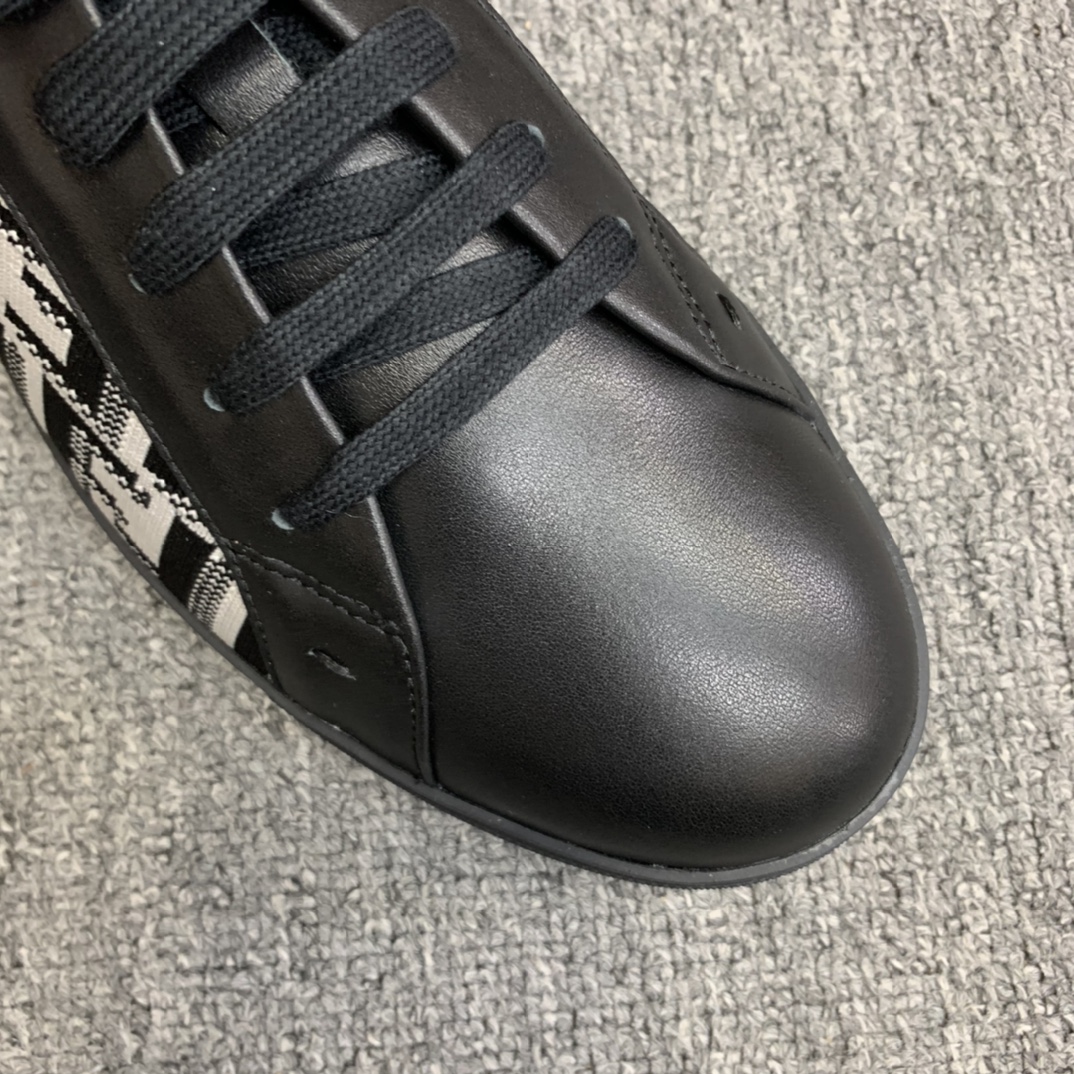 Fendi Style Leather Men's Shoes style reference detail image 8 from source 781783