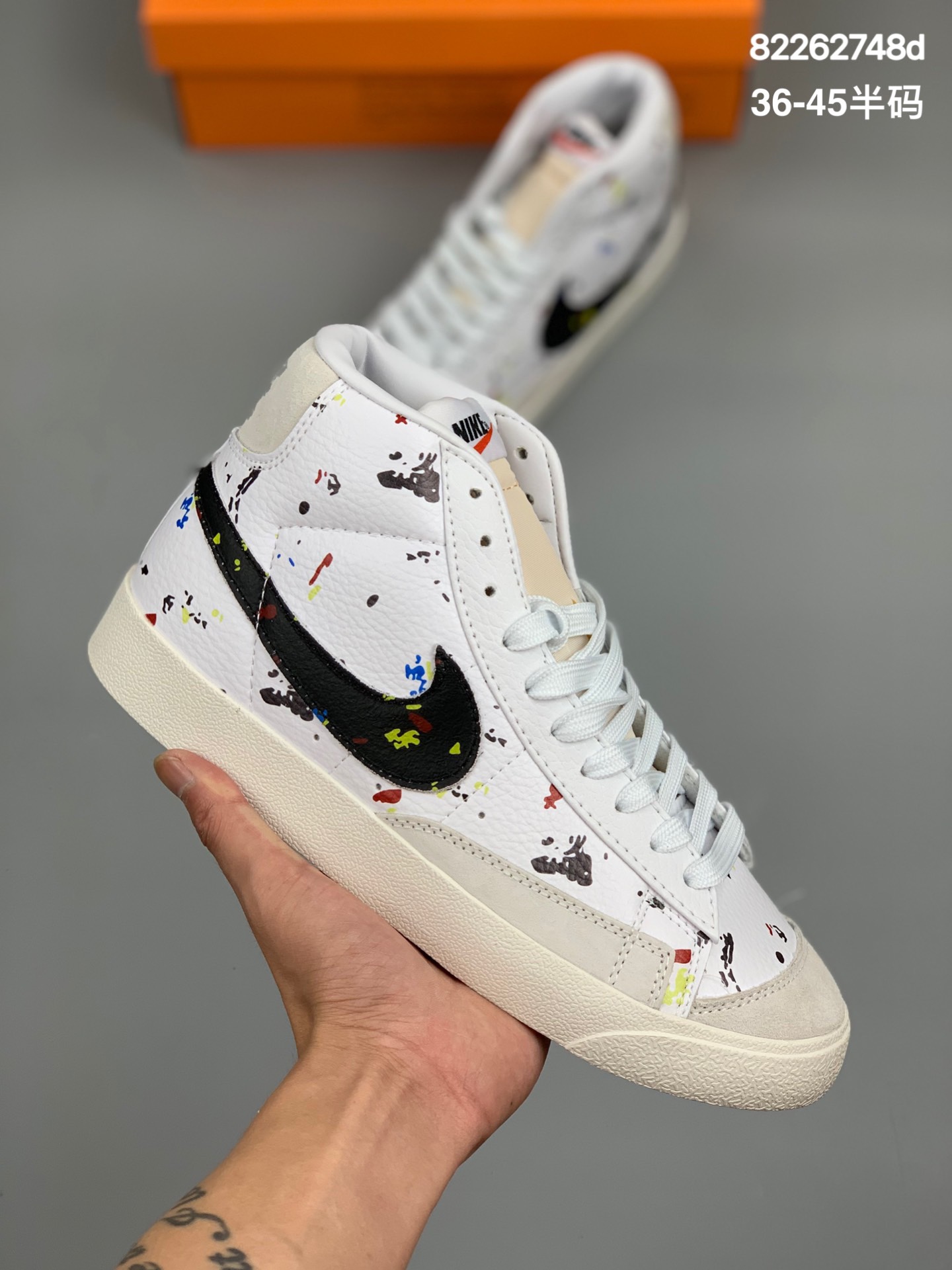 
耐克/Nike Blazer Mid/Low ’77泼墨开拓者板鞋 鞋身大面积采用白色装扮,周身带有多彩泼墨效果加以点缀,营造出叛逆不羁的随性感。鞋头及鞋前侧辅以灰色鹿皮补强,提升质感的同时增加整体层次感 货号：DC7331 
尺码：36 36.5 37.5 38 38.5 39 40 40.5 41 42 42.5 43 44 45
编码：82262748d