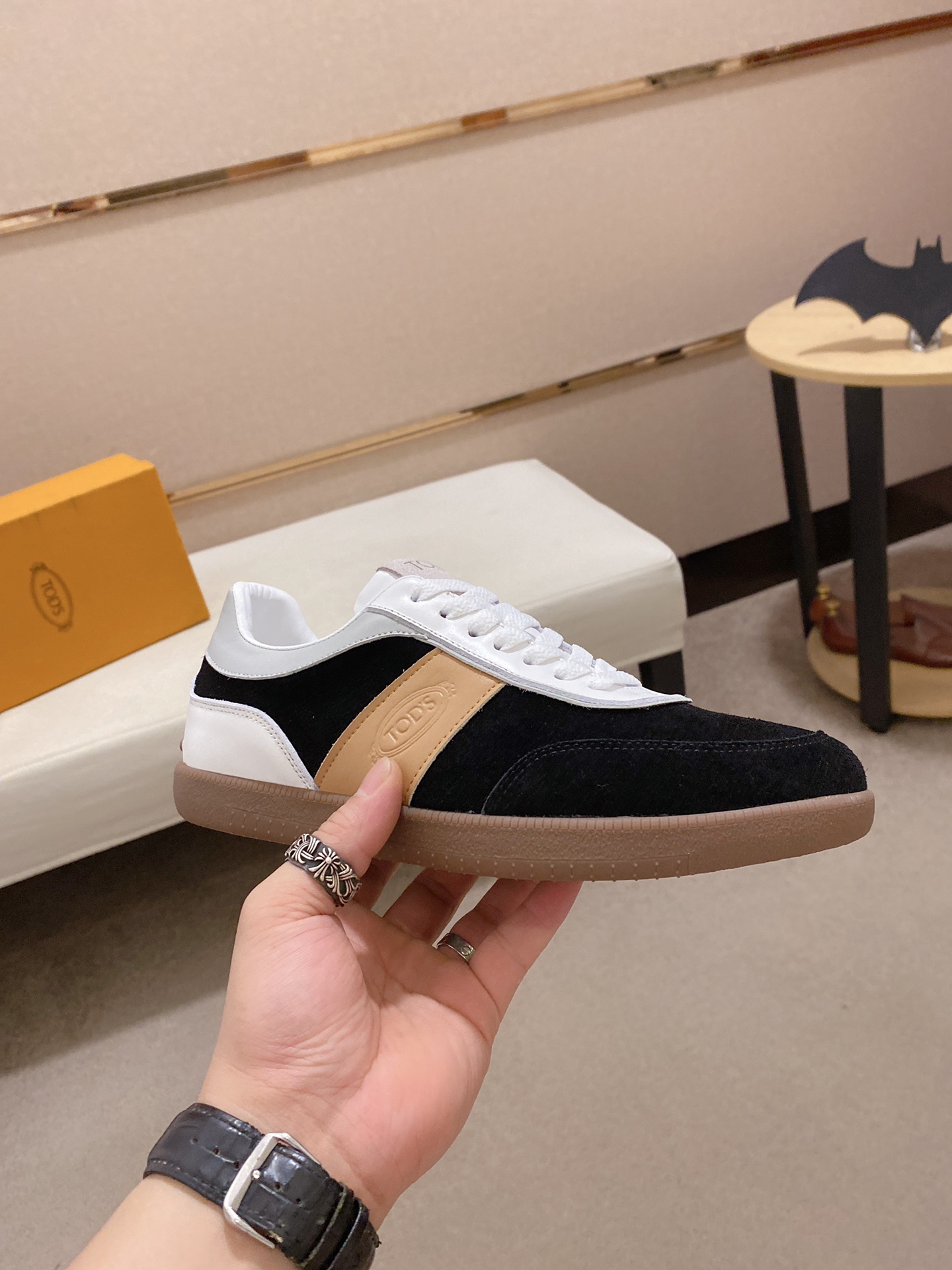 Precio de fábrica: 250Tods Tods zapatos para hombre contador de mercancías originales! Las mejores m