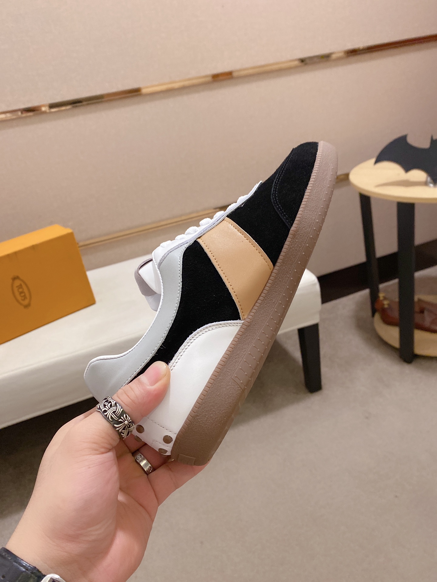 Precio de fábrica: 250Tods Tods zapatos para hombre contador de mercancías originales! Las mejores m