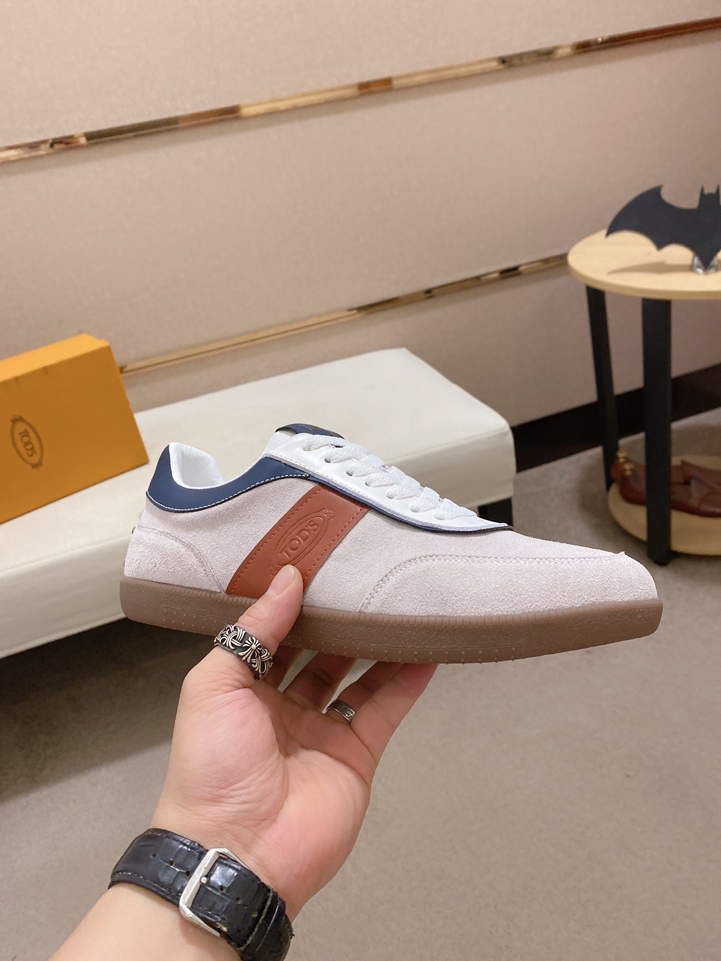 Precio de fábrica: 250Tods Tods zapatos para hombre contador de mercancías originales! Las mejores m